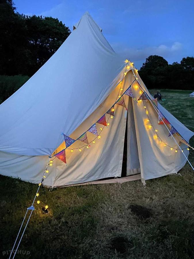 Dorset Glamping Fields Hotel Corfe Mullen Exterior foto