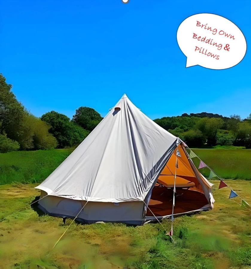 Dorset Glamping Fields Hotel Corfe Mullen Exterior foto